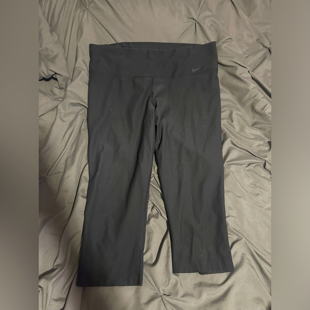 Nike Capris Leggings